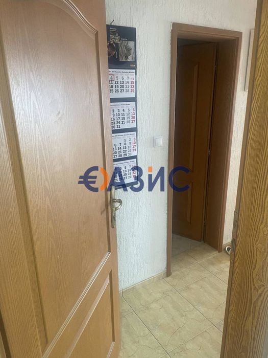 Продава се Тристаен апартамент в Свети Влас - 144 кв.м за 422 €/кв.м - Снимка #1