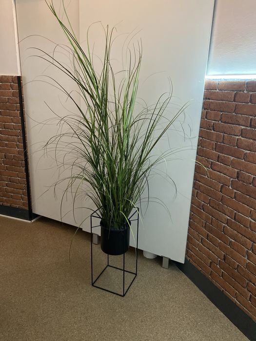 Planta artificiala si suport Jysk