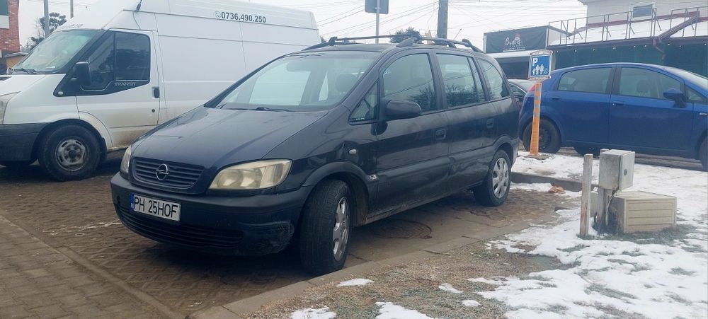 Vând sau schimb opel zafira a 2.0 diesel 2003 an