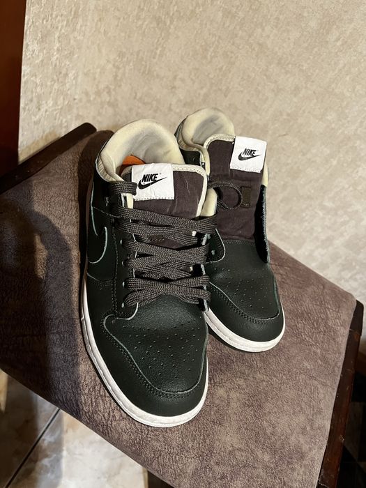 Оригинальные Nike кроссовки зеленые
