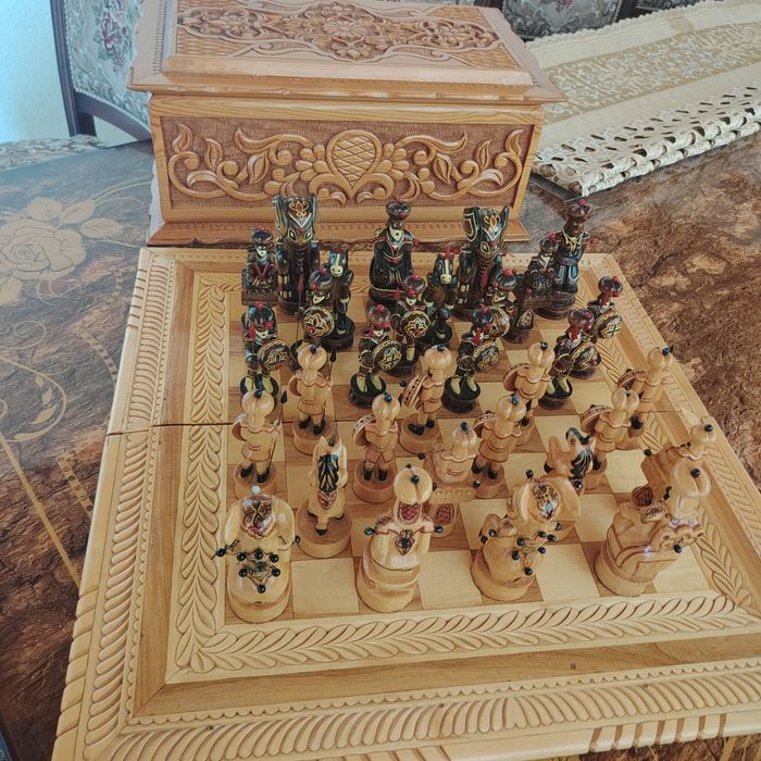 Shaxmat sotiladi