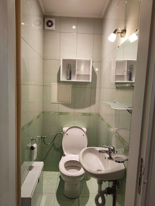 Дава се под наем Тристаен апартамент в София, Младост 4 - 90 кв.м за 662.49 € - Снимка #12