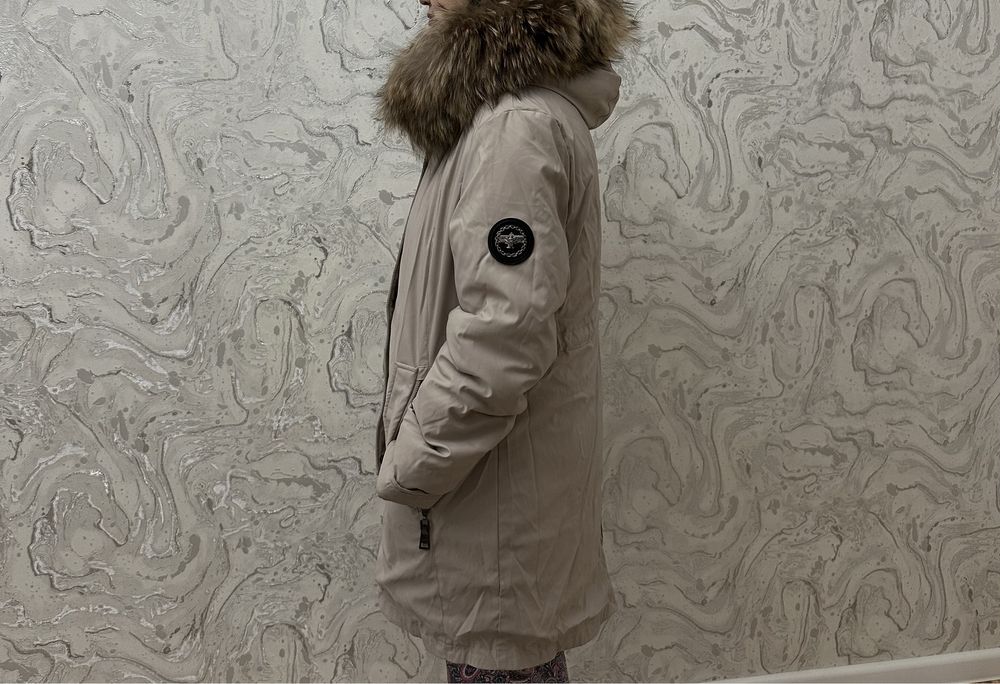 Срочно продам теплую куртку