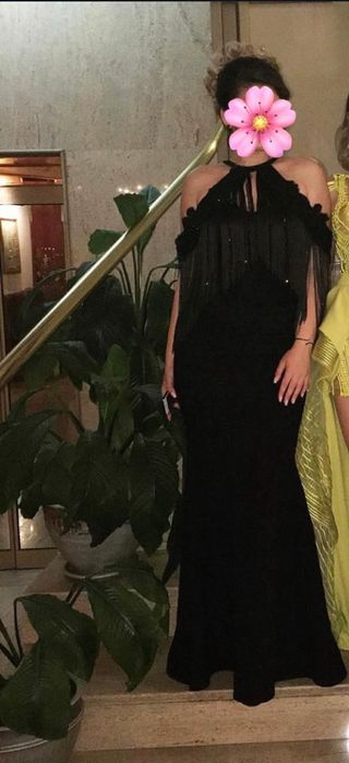 Черна бална рокля