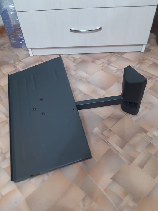 Продам  полку под телевизор