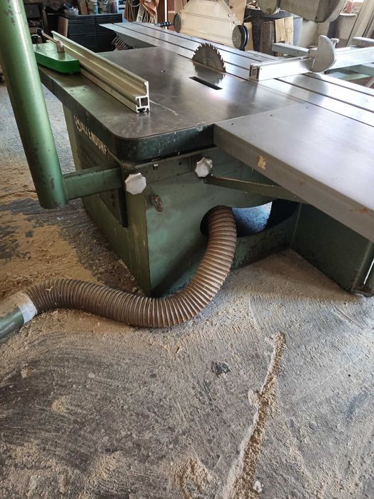 Utilaje tamplarie circular cu masa mobila