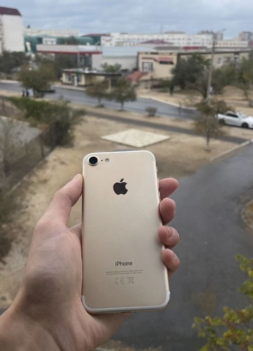 Продается Айфон 7