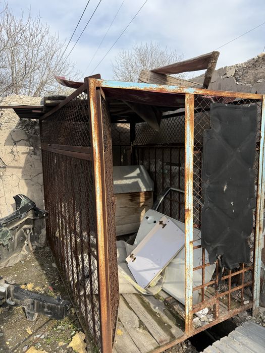 Будка для собаки , ограждение