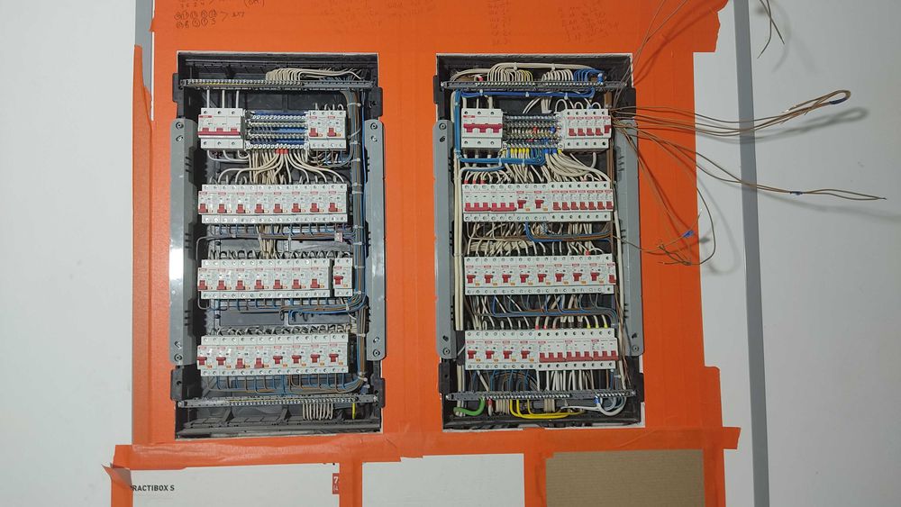 Сборка/монтаж электрощитов