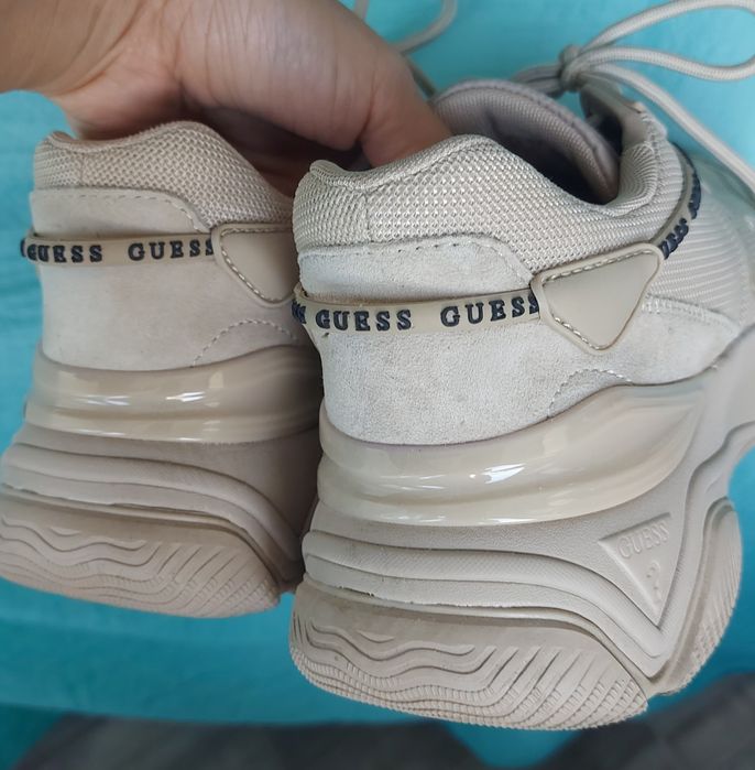 Маратонки  Guess