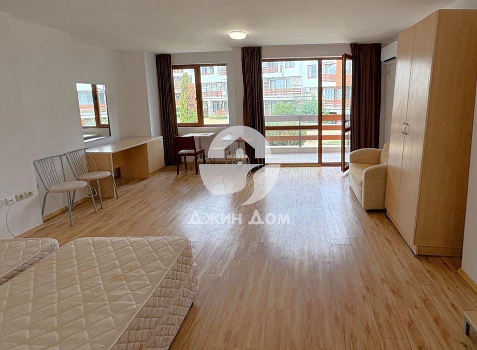 Продава се Едностаен апартамент в с. Кошарица, Област Бургас - 56 кв.м за 1150 €/кв.м - Снимка #2