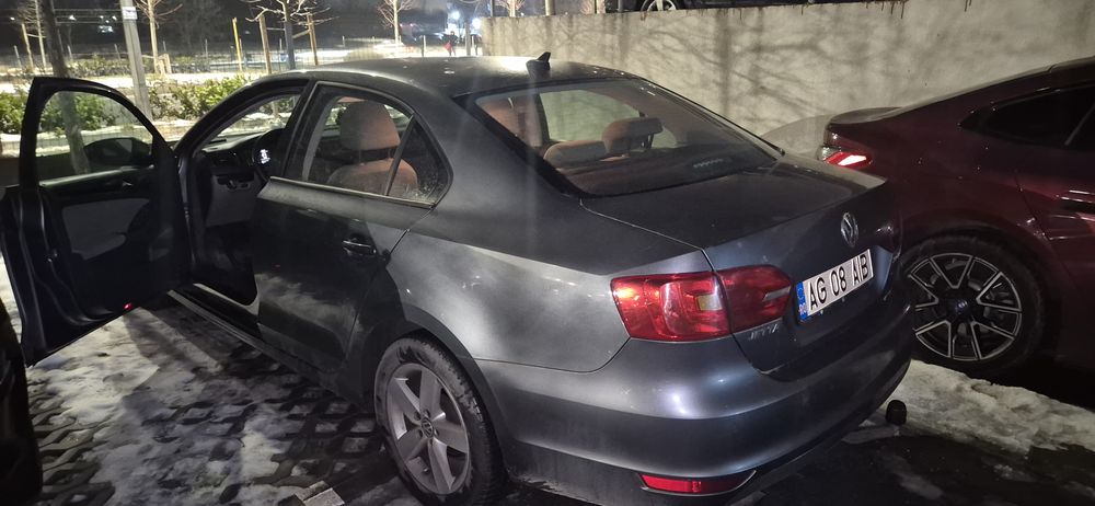 Vand Volkswagen Jetta 2.0 diesel, 2011