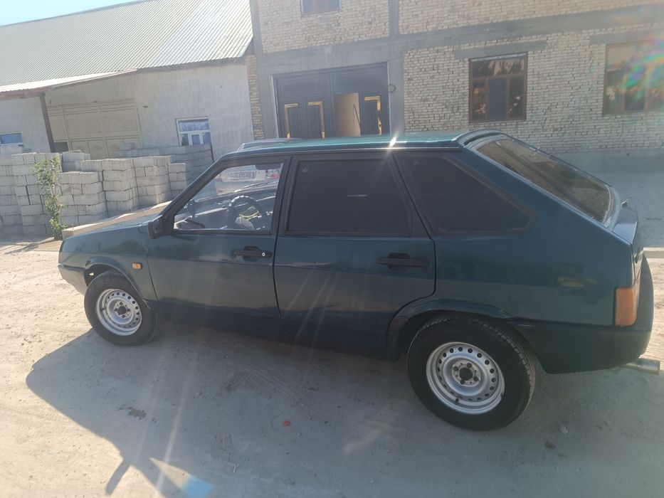 Lada 2109 yaxshi holatda