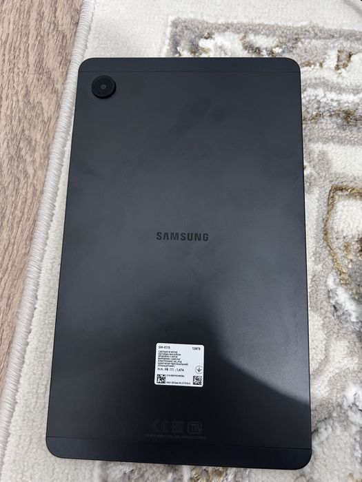 продаю почти новую Планшет Samsung Galaxy Tab A9