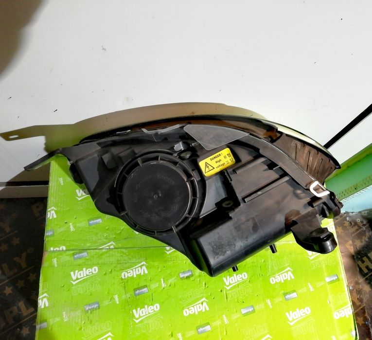 Фар Фарове за Мерцедес Р-класа В251 / Mercedes R-Class Minivan W251.