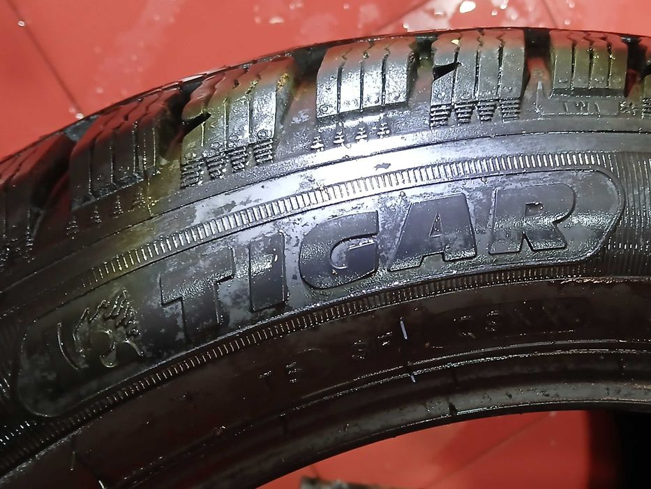 215 55 R17 TIGAR 2024г. зимни гуми 2бр.