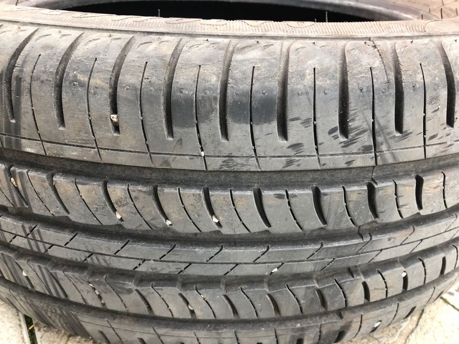 Две летни гуми 215 55 16