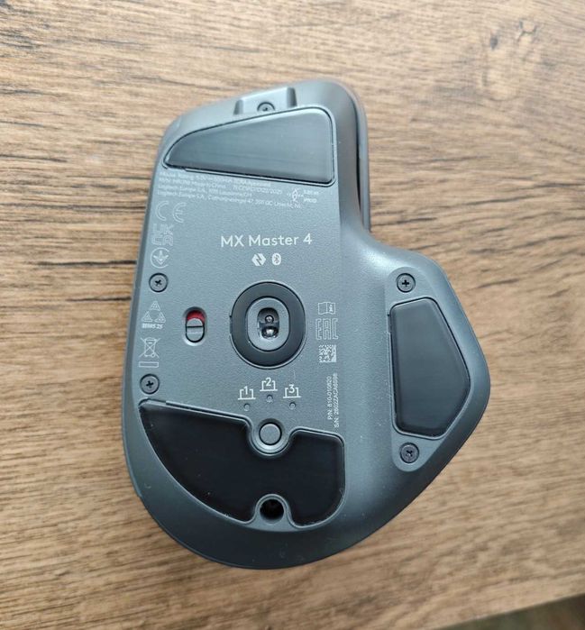 Logitech MX Master 4, Silent, USB, BT, Graphite