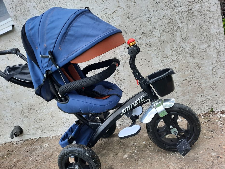 Трёхколёсный велосипед