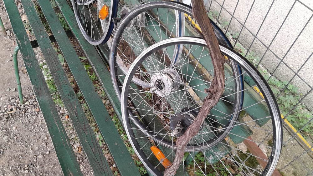 Set roti bicicleta cu dinam incorporat 24,26,28 inchi, qr, disc frana