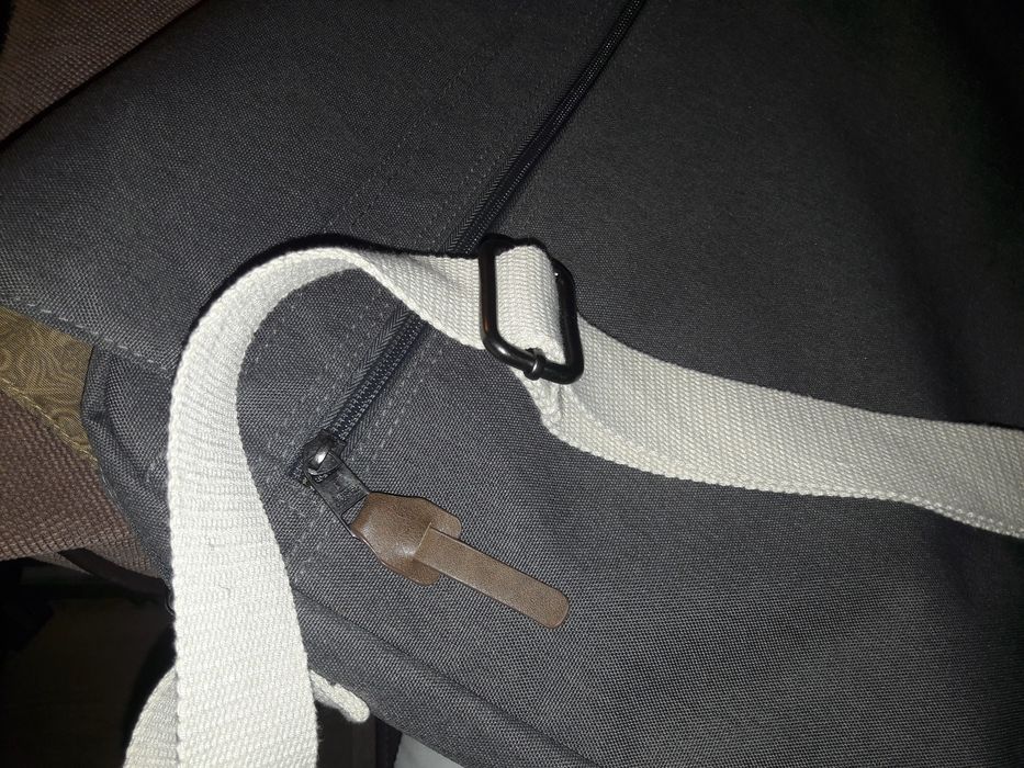 Geanta laptop Național Geografic nouă