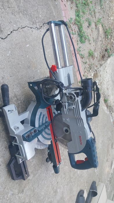 Circular profesional bosch 1400w preț 1200 lei negociabil
