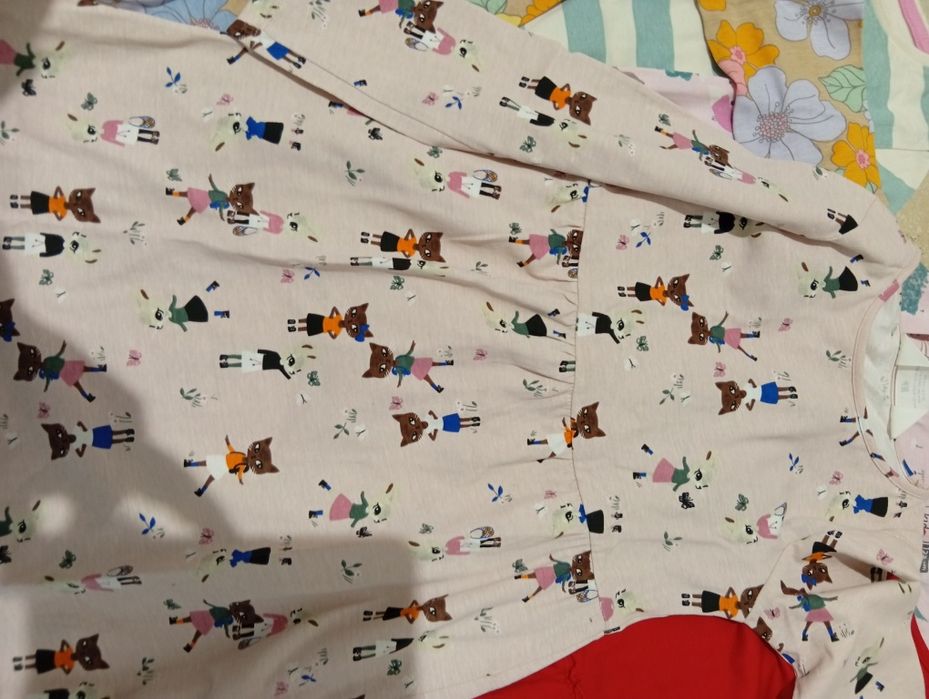 Пролетен лот за момиче 6-7 г.-20 евро.