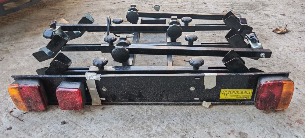 Suport biciclete pentru cui auto