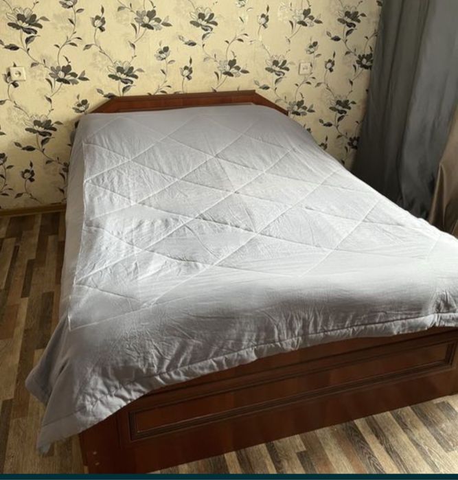 Кровать двуспальная