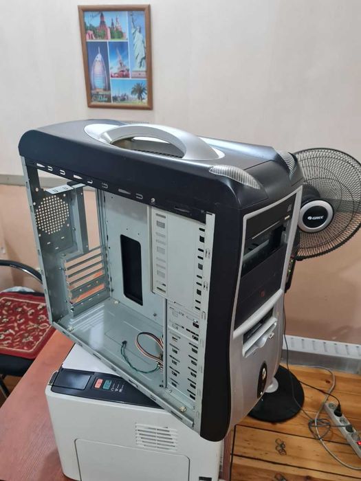 Продам корпус для компьютера