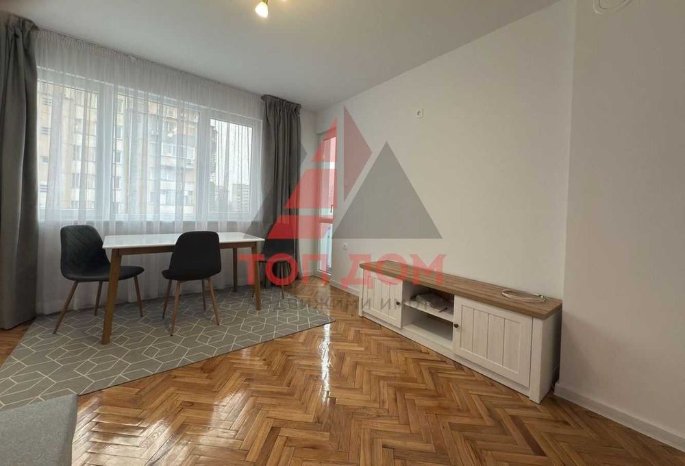 Дава се под наем Двустаен апартамент в Варна, Лятно кино Тракия - 55 кв.м за 382.5 € - Снимка #2