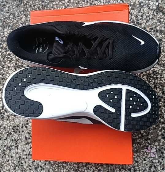Маратонки Nike Revolution 8 номер 45.5