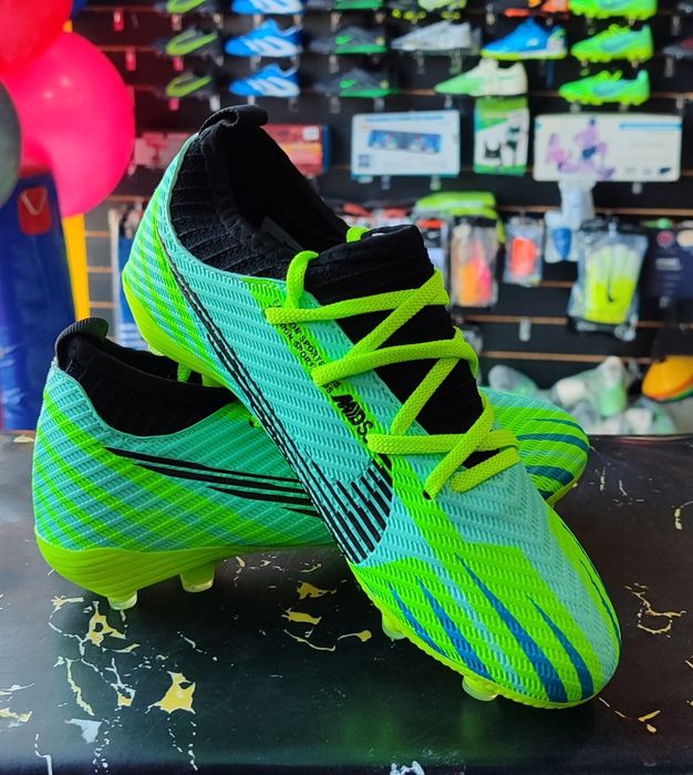 Детские бутсы и сороконожки!