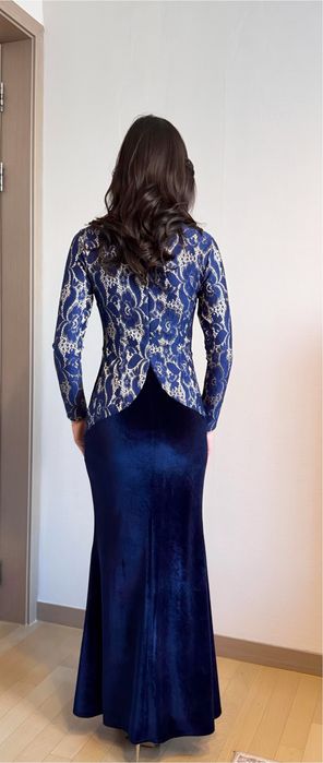 Вечернее платье