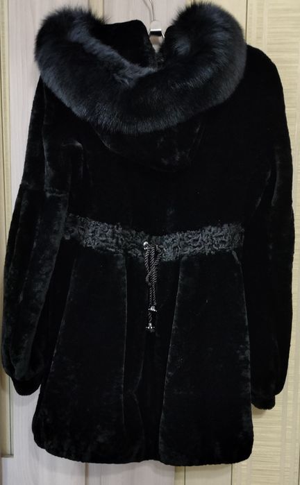 Продам шубу Мутон