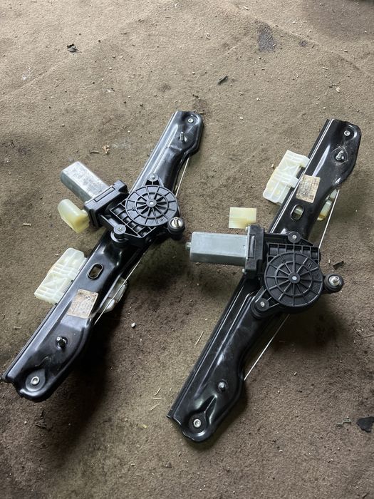 Macarale geamuri spate bmw f20