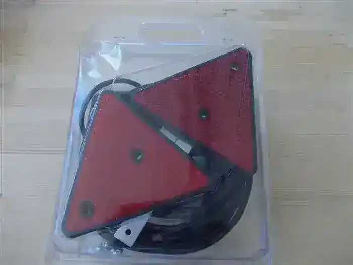 Kit lumini remorca cu triunghiuri