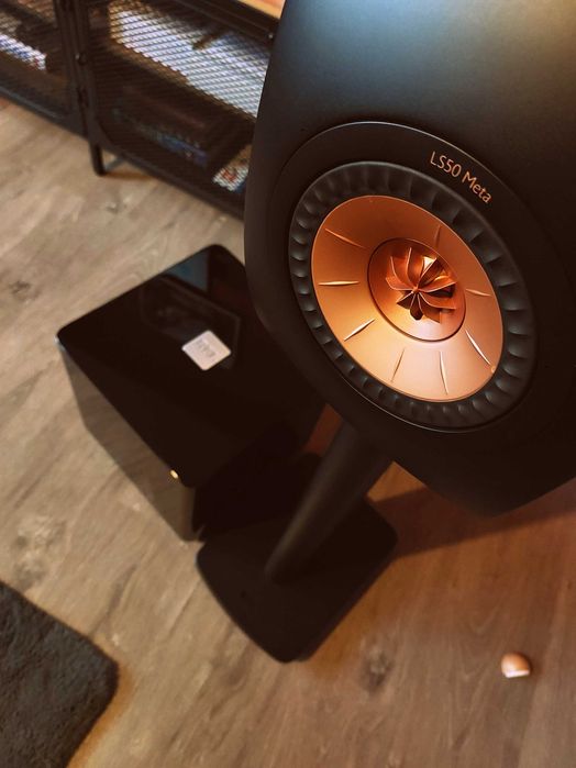 Продавам KEF LS50 Meta