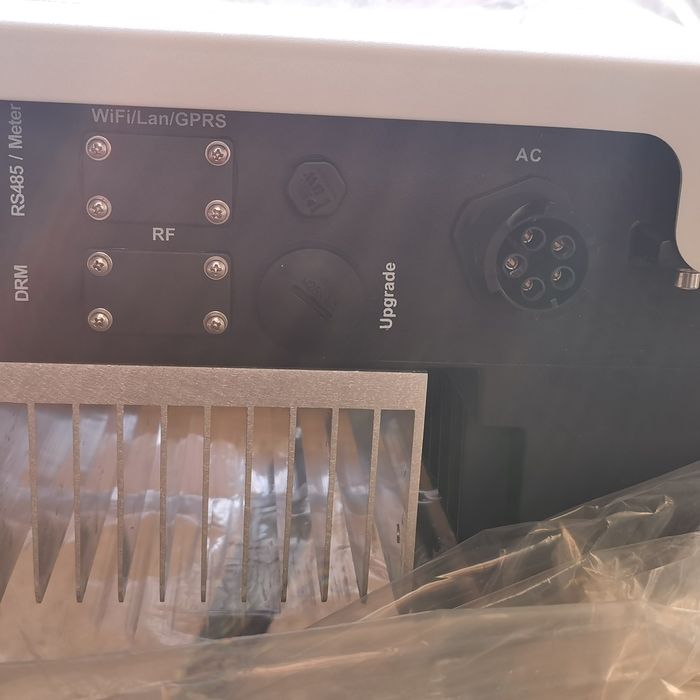 Solax трифазен инвертор 6kw, X3-6.0-T-D, чисто нов с гаранция 5 години