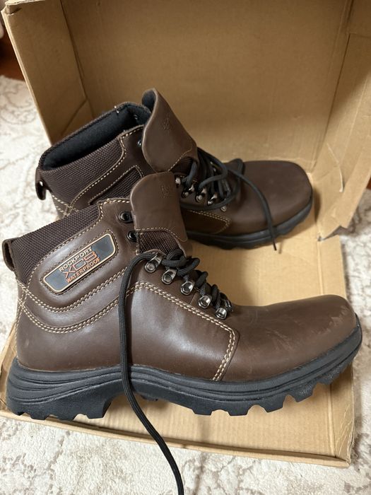 Новые мужские ботинки