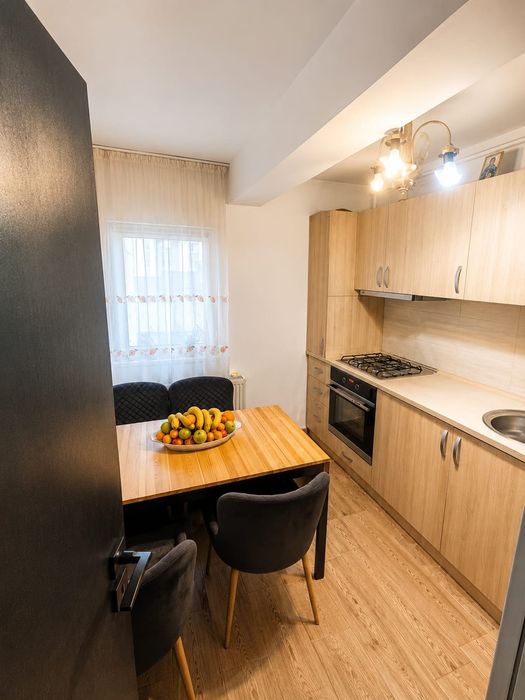 Apartament 2 camere in Cartierul Toamnei !