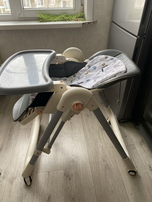 Продам стульчик детский