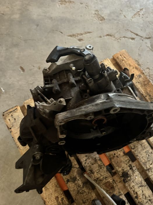 Скоростна кутия Опел 6 скорости 1.9 дизел / opel 1,9