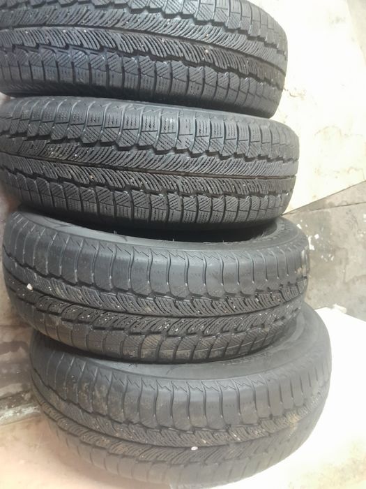 Продам комплект резины r14