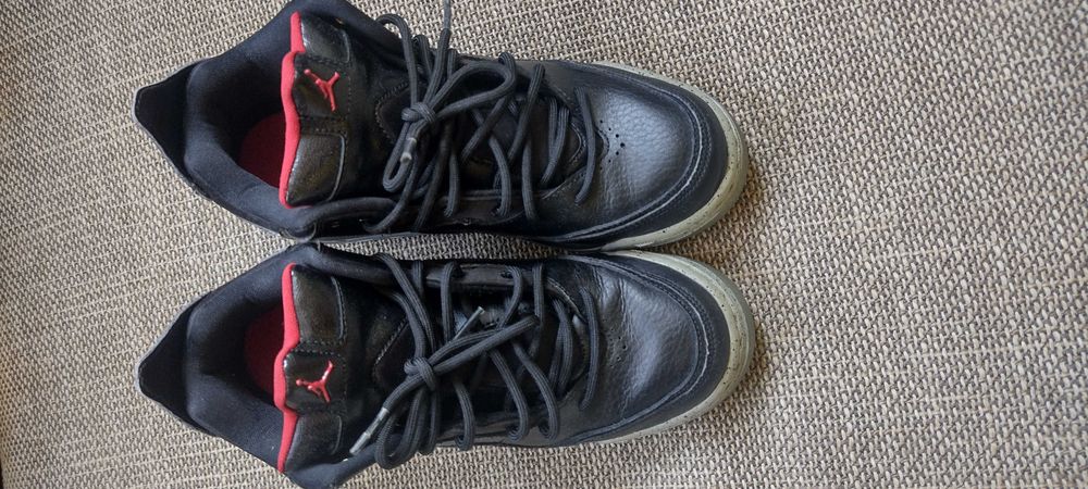 Детски маратонки Jordan 37,5