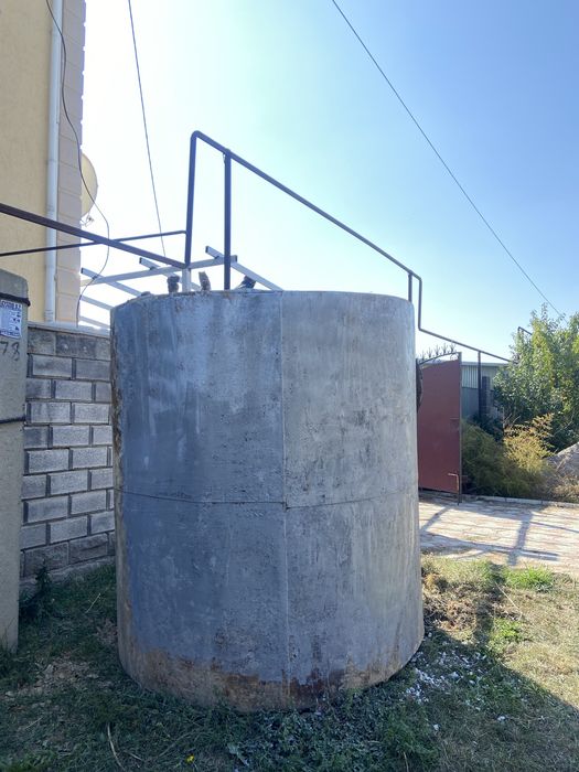Цистерна в хорошем состоянии