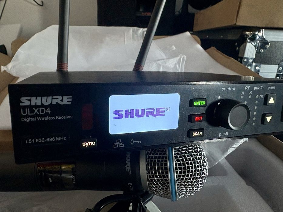 Microfon wireless Shure ULXD4 Beta 58