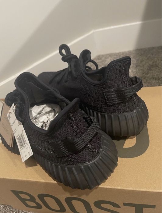 ***NOU*** Yeezy Boost V2 Black Onyx  Premium •Verificare Colet•