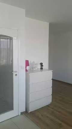 Дава се под наем Едностаен апартамент в София, Дианабад - 45 кв.м за 378.93 € - Снимка #2