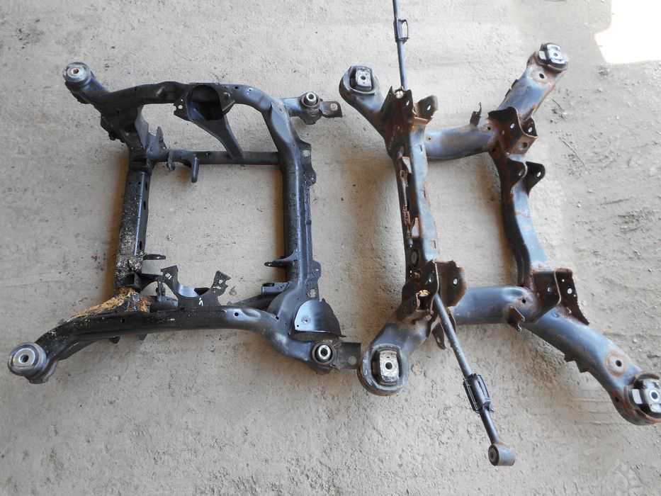 Греди буфери маски и предни и задни мостове - магарета от Мерцедес